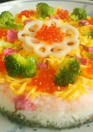 ひな祭り簡単三色ちらし寿司ケーキ＊-レシピのメイン写真