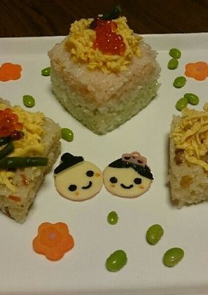 ちらし寿司風&菱餅風でひな祭り-レシピのメイン写真