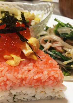 我が家のおひなさま☆菱餅風押し寿司-レシピのメイン写真