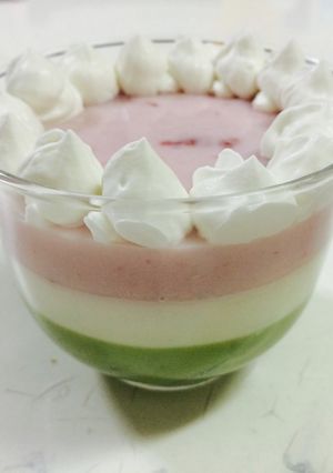 簡単！おいしい！甘さ控えめ菱餅風ムース-レシピのメイン写真