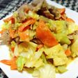 キャベツと豚こまの味噌マヨ炒め♪