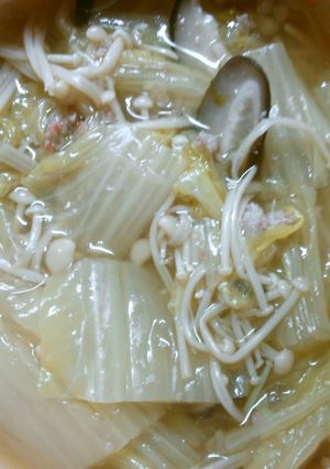 簡単＊白菜とカニ缶 きのこの中華スープ♪-レシピのメイン写真