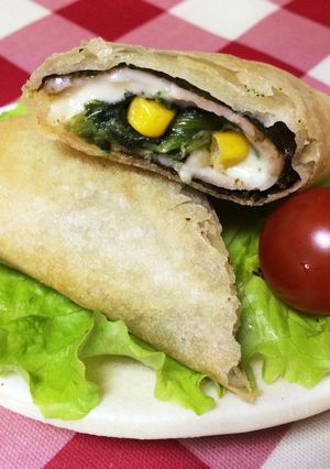 チーズがとろーりハムとほうれん草の春巻き-レシピのメイン写真