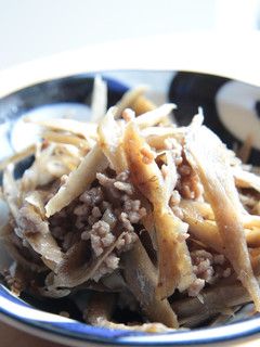 手早く美味しい副菜 ごぼうの肉きんぴら-レシピのメイン写真