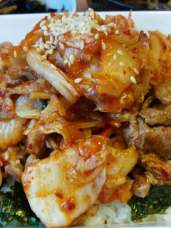 簡単満足ランチ!豚キムチ丼~*-レシピのメイン写真
