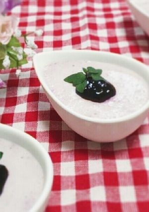 超簡単♪ ブルーベリーのムースプリン-レシピのメイン写真