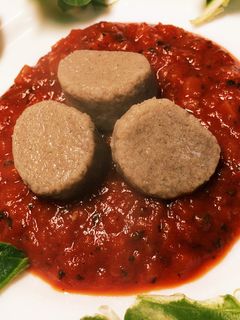 蕎麦ニョッキ バジルトマトソース-レシピのメイン写真