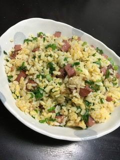 【余った鶏皮】で本格チャーハン-レシピのメイン写真