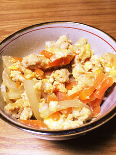 すぐできる鶏ミンチ親子丼-レシピのメイン写真
