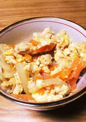 すぐできる鶏ミンチ親子丼-レシピのメイン写真