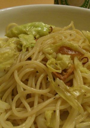 春きゃべつとアンチョビのペペロンチーノ-レシピのメイン写真