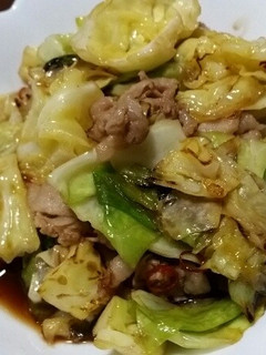 絶品豚バラ肉とキャベツのピリ辛酢醤油炒め-レシピのメイン写真