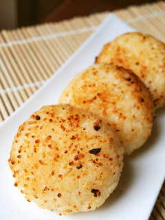 簡単に香ばしィ~焼きおにぎり♪-レシピのメイン写真