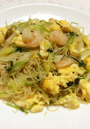 エビと卵と白菜の焼きビーフン-レシピのメイン写真