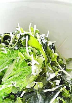 はくさい菜とワカメのサラダ-レシピのメイン写真
