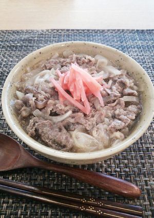 レンジで簡単☆新玉ねぎのつゆだく牛丼-レシピのメイン写真