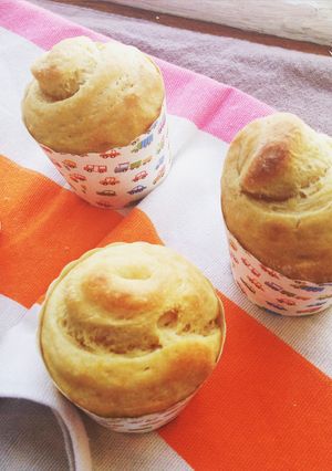 生クリームdeしっとりリッチパン-レシピのメイン写真