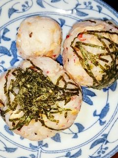 鮭のほぐしおむすび-レシピのメイン写真