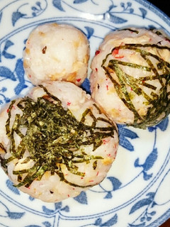 鮭のほぐしおむすび-レシピのメイン写真