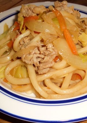 豚バラと野菜たっぷり簡単焼きうどん-レシピのメイン写真