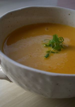ニンジンのスープ隠し味にカレー!?-レシピのメイン写真