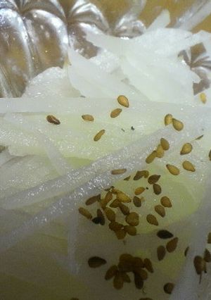 簡単　便利　金ゴマで大根たべよう-レシピのメイン写真