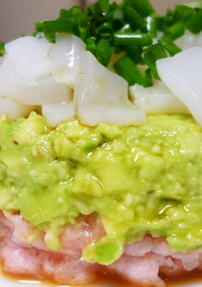 マグロとアボカドとイカのタルタル風-レシピのメイン写真