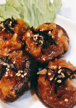 ☆簡単バターしいたけ！玉ねぎ詰めたん☆-レシピのメイン写真