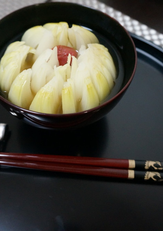 玉ねぎと梅のスープ-レシピのメイン写真