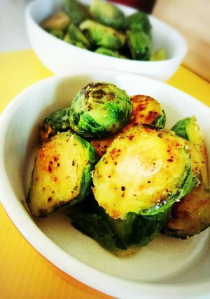 シンプルに芽キャベツバター焼き-レシピのメイン写真