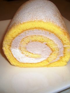 しっとりふわふわロールケーキ生地-レシピのメイン写真