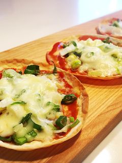 余った餃子の皮で♡ねぎピザ-レシピのメイン写真