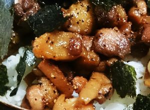鶏肉簡単！親鳥のかしわバター丼-レシピのメイン写真