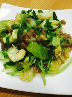 豆苗とキャベツの味噌肉ダレのトロ煮-レシピのメイン写真