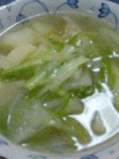 鶏モモ肉の石狩鍋風スープ-レシピのメイン写真