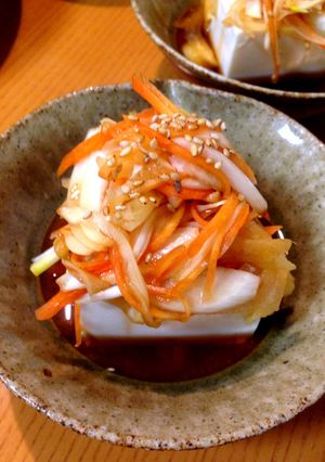 新玉ねぎでうま!つけ野菜乗っけやっこ-レシピのメイン写真