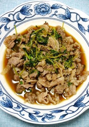 簡単！豆苗と牛肉の甘辛生姜煮-レシピのメイン写真