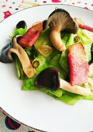 霜降りひらたけと春キャベツのペペロン風-レシピのメイン写真