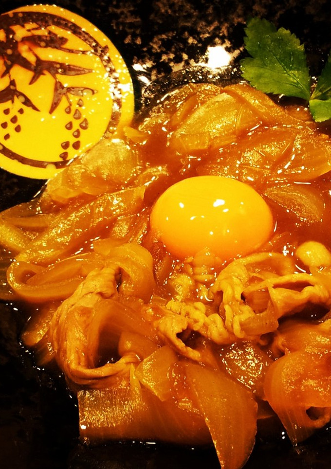 卵黄まろやか～玉葱と豚肉の和風カレー餡-レシピのメイン写真