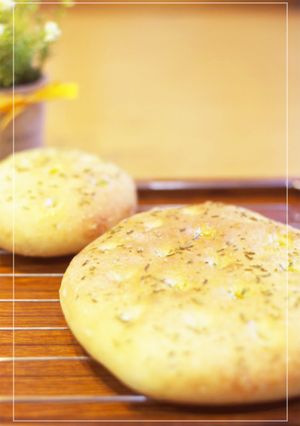ローズマリー香る♪フォカッチャ-レシピのメイン写真