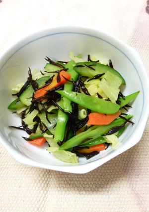給食レシピ　ひじきと旬野菜のサラダ-レシピのメイン写真