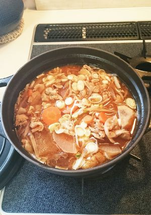 ストウブでつくる♪具だくさん豚汁-レシピのメイン写真