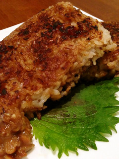 ホットサンドメーカーで焼きおにぎり-レシピのメイン写真
