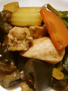 セロリとなすと鶏肉のピリ辛中華炒め♪-レシピのメイン写真