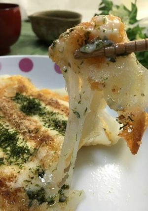酒かすペースト利用術。お餅でお好み焼き。-レシピのメイン写真