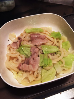 レンジで簡単☆冷蔵庫の残り物で塩焼うどん-レシピのメイン写真