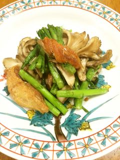 鮭とばと舞茸と春菊の炒め物 無塩レシピ-レシピのメイン写真