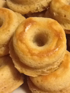 ヴィーガン・ピーナッツバター焼きドーナツ-レシピのメイン写真