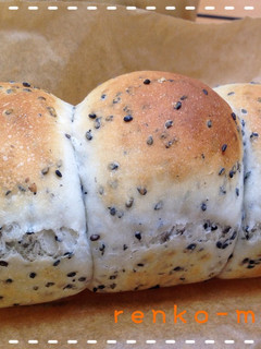 黒ごまたっぷり♡ミニ食パン-レシピのメイン写真