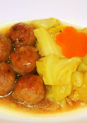 キャベツと玉ねぎのカレー味ふわふわ肉団子-レシピのメイン写真
